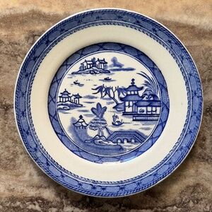 Vintage Masons Blue & White Willow Style Patent Ironstone Plate. 9"